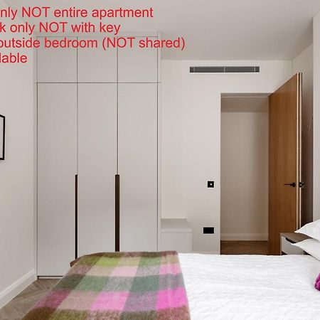 Modern Apartment & Rooms At Charing Cross Лондон Экстерьер фото