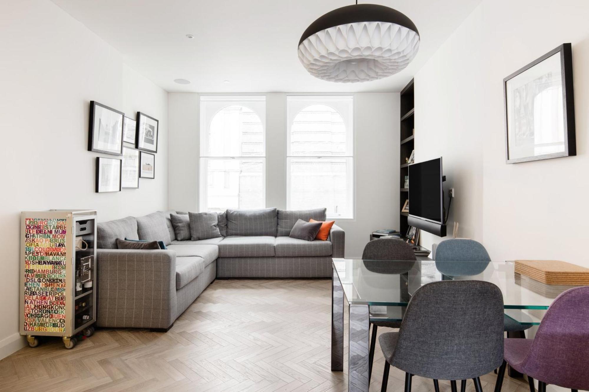 Modern Apartment & Rooms At Charing Cross Лондон Экстерьер фото